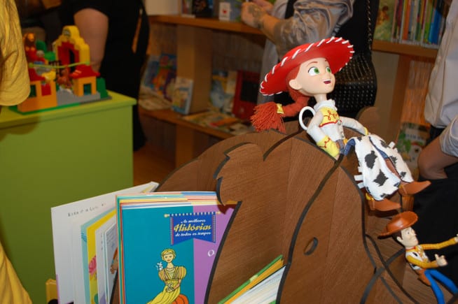 Foto 09 — Inauguração da Biblioteca Infantil Multilíngue da Belas Artes