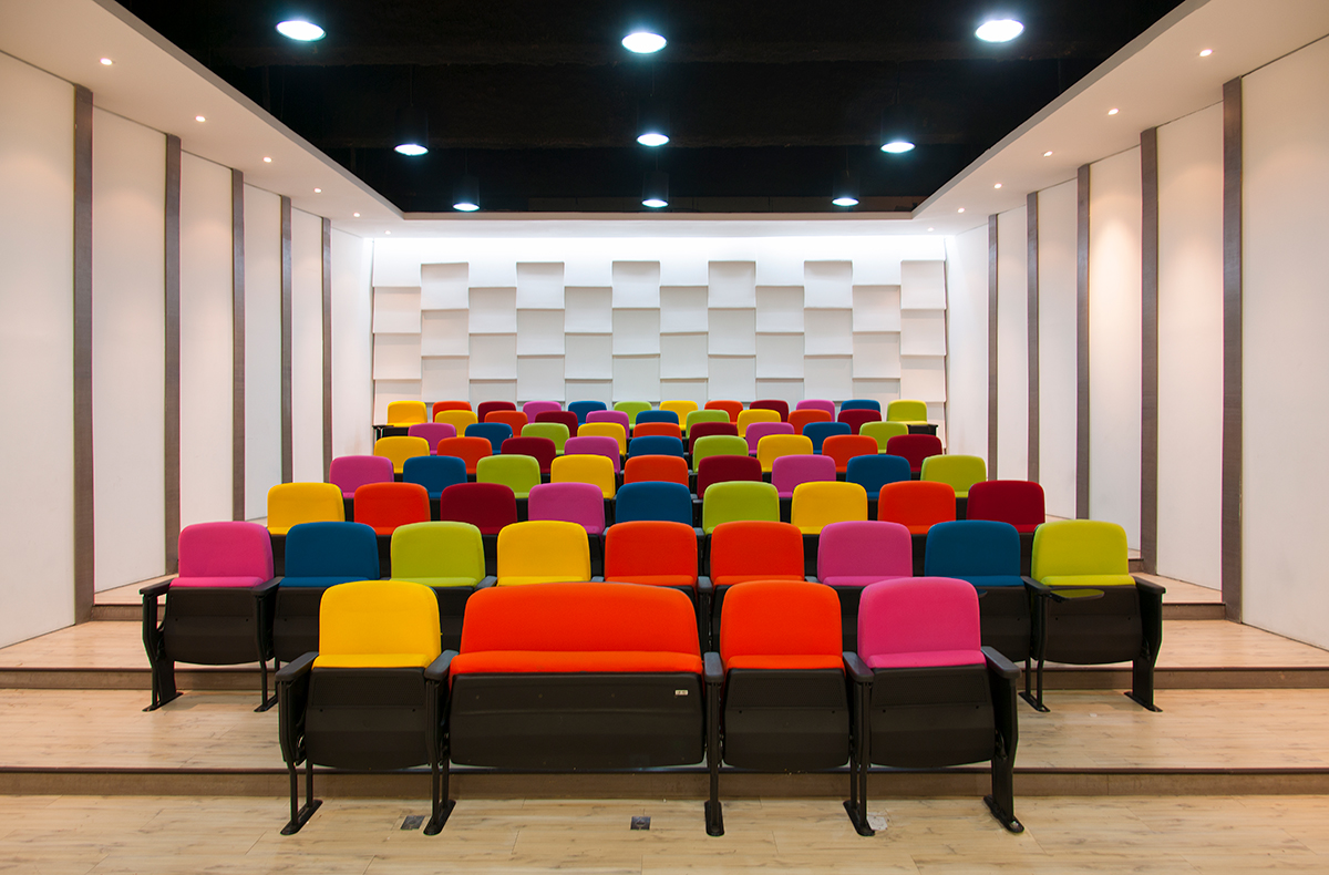 Sala estilo stadium no Campus Vila Mariana